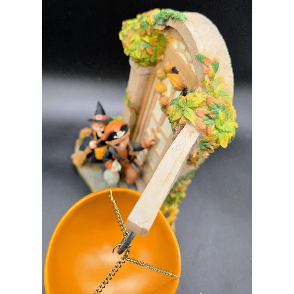 Yankee Candle Halloween Wax Warmer Kids Trick Or Treat  Vintage Discontinued